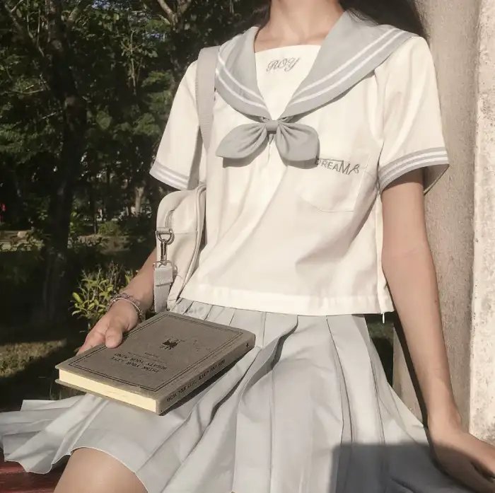 铁丝中的风